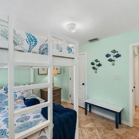 Beautiful Pet Friendly Home! Tropical Pool, Optional Golf Cart & Pool Heat, Minutes To Beach Destin Ngoại thất bức ảnh