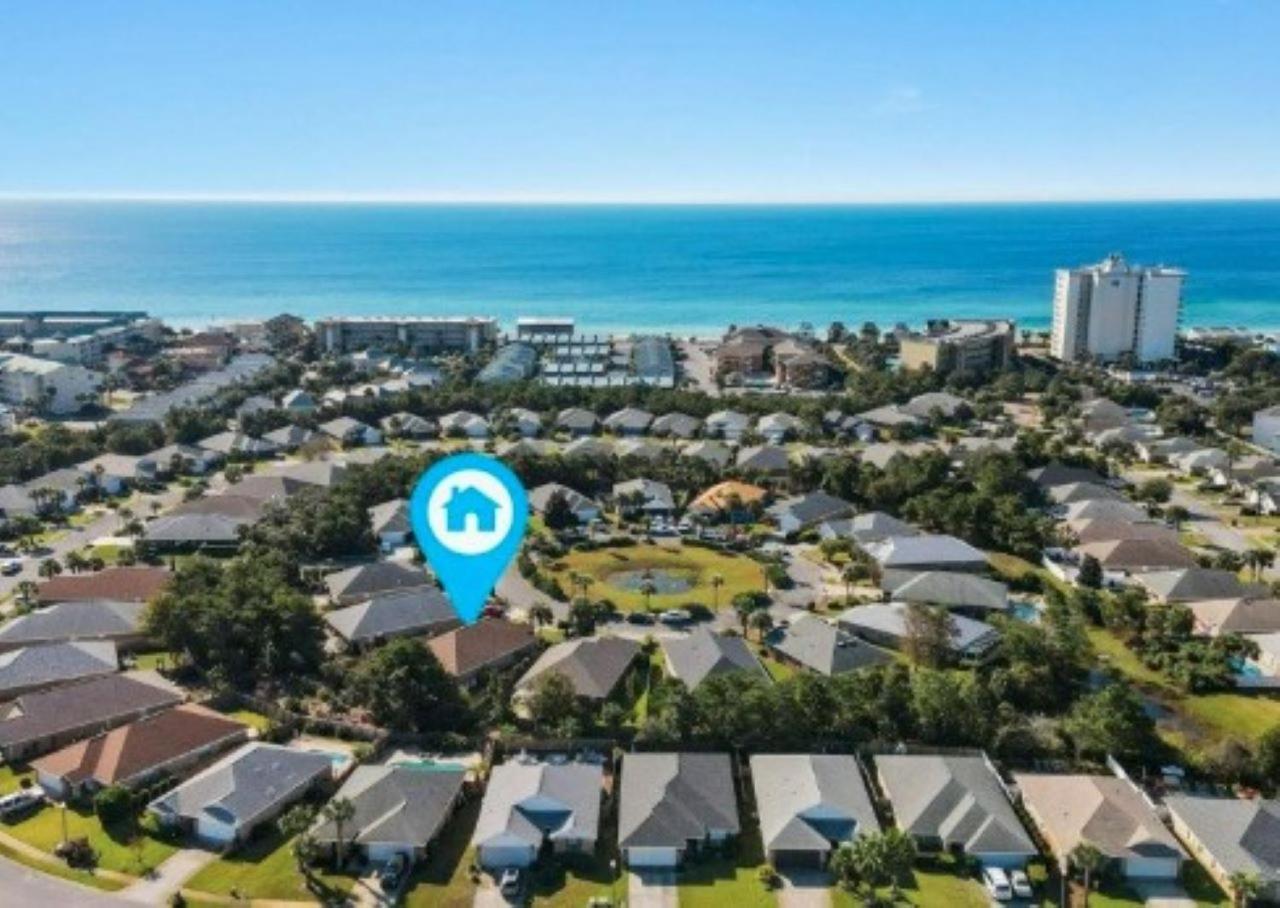 Beautiful Pet Friendly Home! Tropical Pool, Optional Golf Cart & Pool Heat, Minutes To Beach Destin Ngoại thất bức ảnh